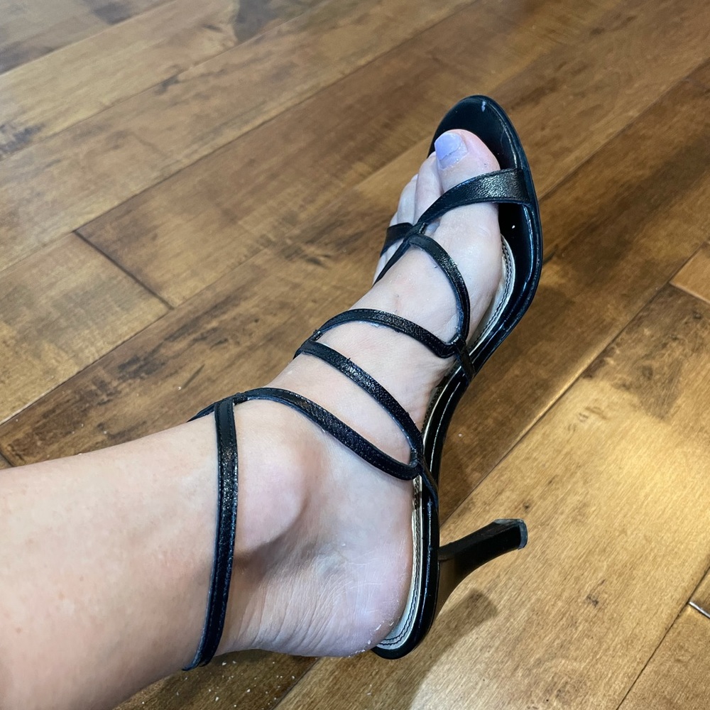 Unisa Black Leather Lace Sandals